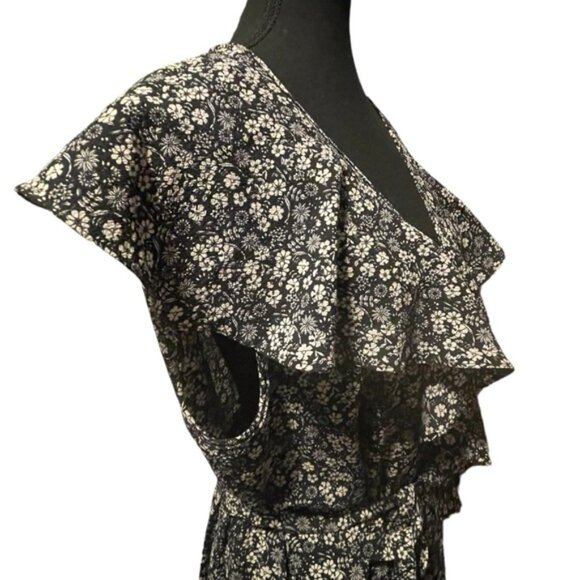 Plus Size Black Floral Flouncy Tiered Wrap Around Dress Tie Ruffles V Neck Sz 2X - Picture 2 of 15